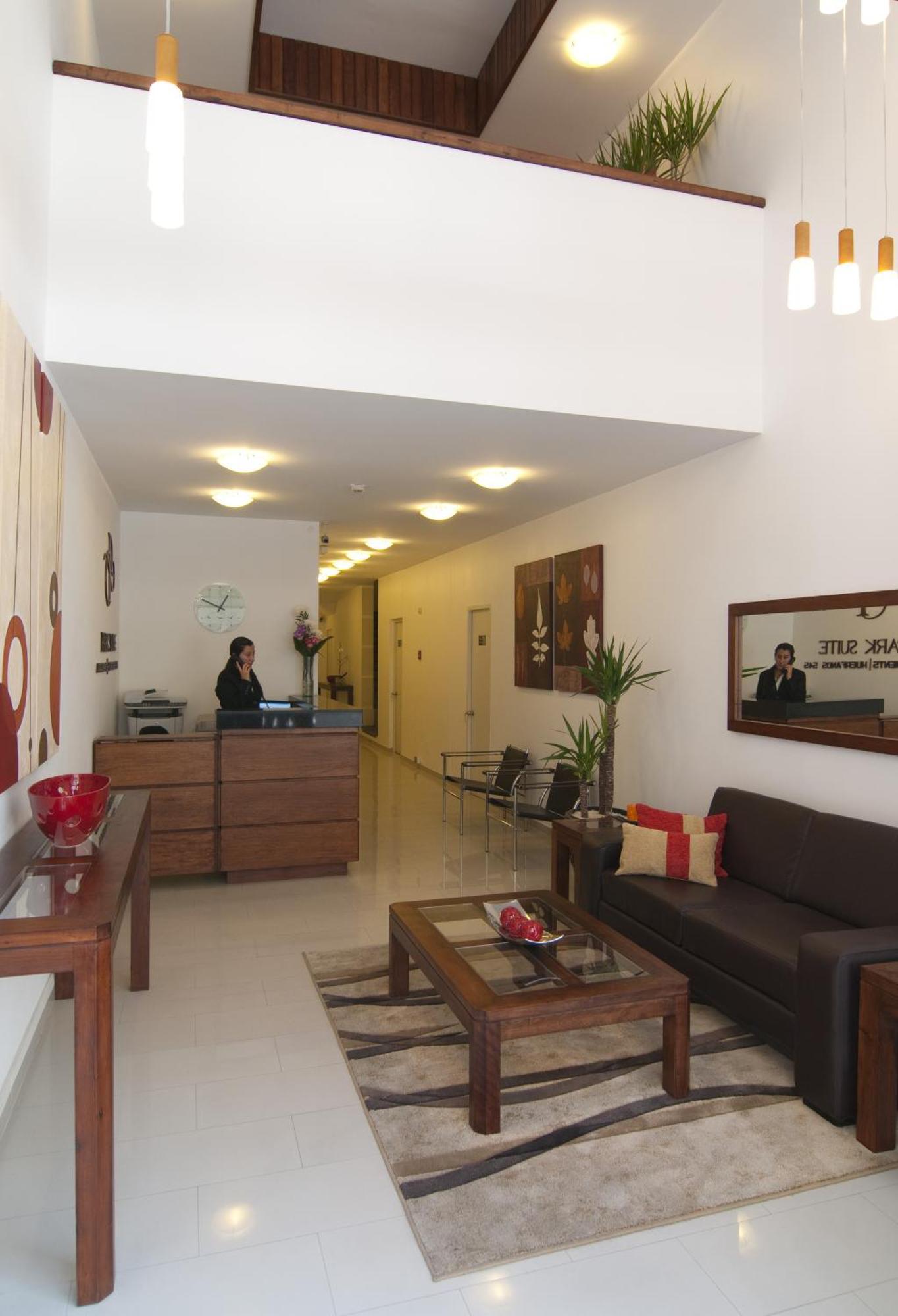 Park Plaza Apart Hotel Santiago Exterior photo